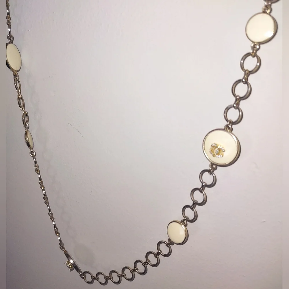 Fashionable Old Fashioned Necklace